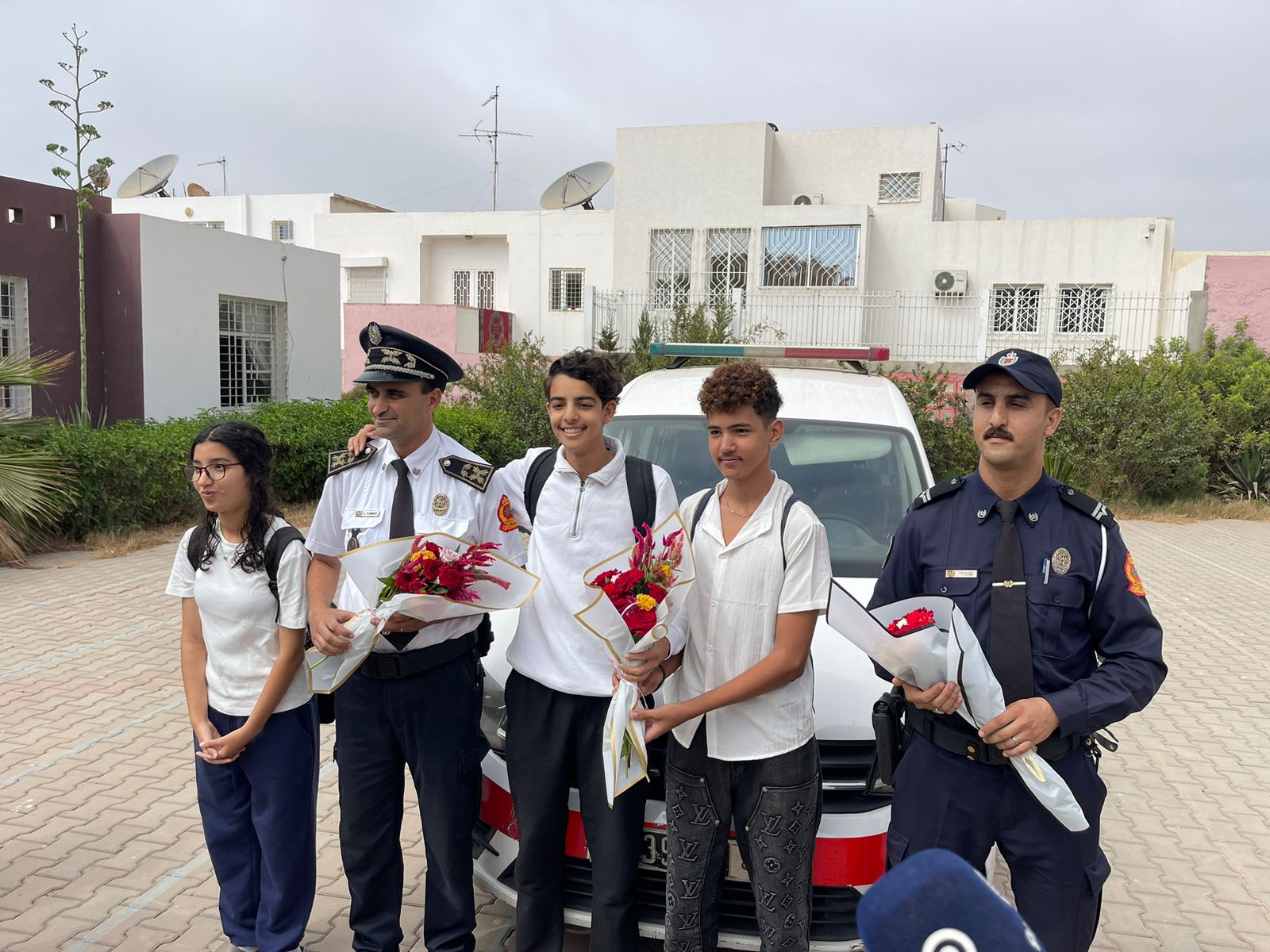 المجتمع المدني بأكادير يحتفي بالأمن الوطني في مبادرة رمزية عنوانها الانتماء والوفاء للوطن