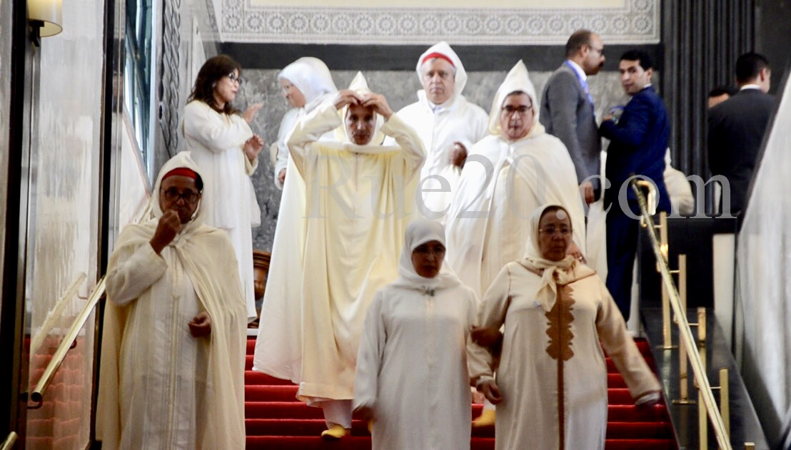 النواب والمستشارين يطلبان من البرلمانيين الحضور باكراً لحفل افتتاح البرلمان