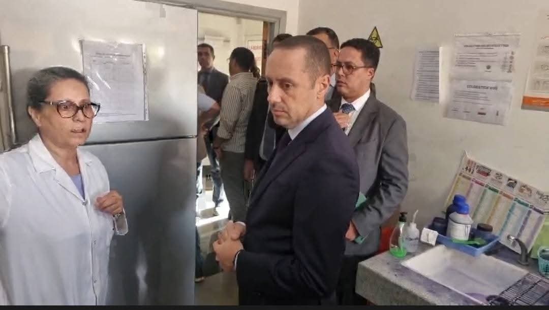 القطاع الصحي على صفيح ساخن.. النقابات تنتفض ضد توقيفات أكادير