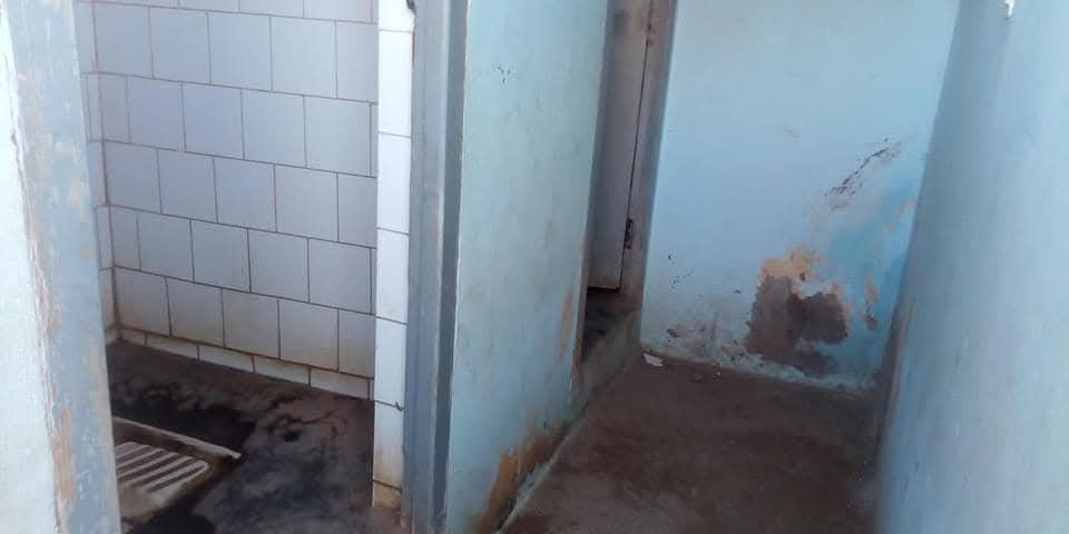 مجموعة مدارس مكتار… واقع مرّ يفضح هشاشة البنية التحتية التعليمية بالقرى