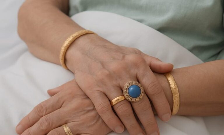 فتح تحقيق بعد سرقة حلي مريضة من داخل مصحة خاصة