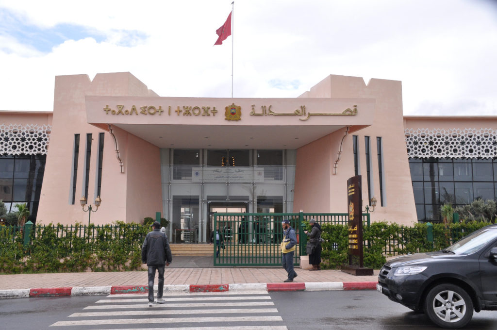 سنتان حبسا نافذاً لرئيس جماعة بتهم الاختلاس وتبديد أموال عمومية