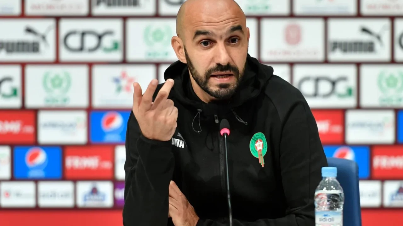 الركراكي: لدينا حالة ذهنية عالية ومجموعة جيدة لخوض كأس أمم إفريقيا