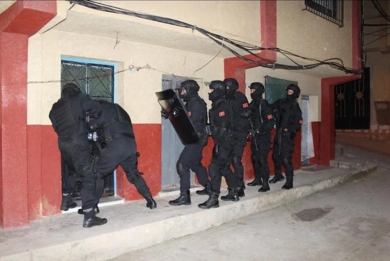 المخابرات المغربية تفشل مشروعًا إرهابيًا خطيرًا وتعتقل متطرفًا في مرحلة التنفيذ