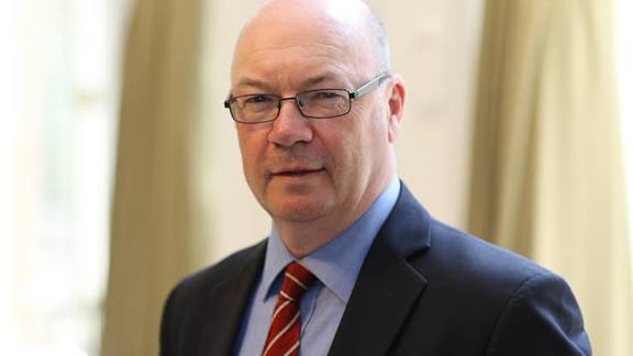 قرار مجلس الأمن حول الصحراء المغربية.. أليستر بيرت يشيد بقيادة جلالة الملك