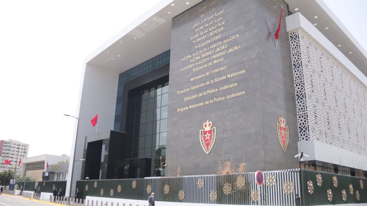 المديرية العامة للأمن الوطني تكشف حقيقة فيديو تعنيف طفل وتوضح أن الواقعة خارج المغرب