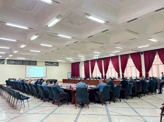 بين الجفاف والفيضانات: عامل اشتوكة أيت باها يستنفر لجنة اليقظة لمواجهة تقلبات المناخ الحادة