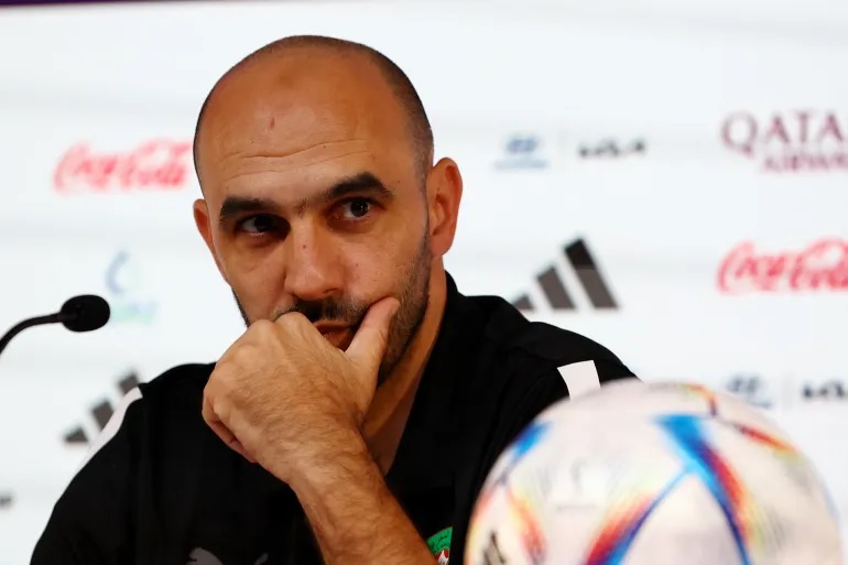 الكاف تحدد المهلة والركراكي يتأخر: هل يُعلن المدرب قائمة “الكان” في اللحظة الأخيرة؟