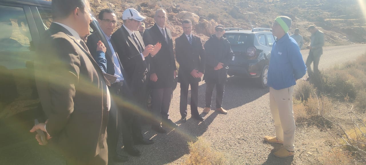 عامل إقليم شتوكة أيت بها يتفقد وضعية التزود بالماء بجماعة تيزي نتاكوشت