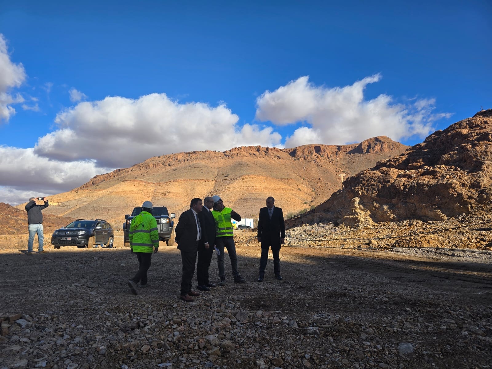 عامل إقليم اشتوكة آيت باها يتفقد أشغال بناء سد تلي بجماعة اداوكنيظيف