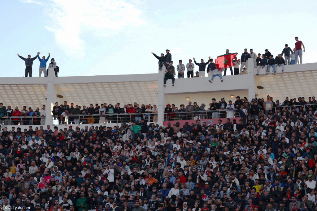 جماهير أكادير وتحدي المسؤولية: نحو نموذج تنظيمي يحتذى به.