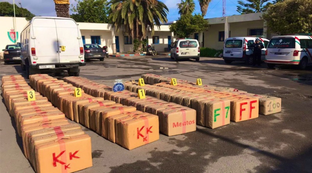 تطوان: ضبط سيارة محملة بالمخدرات