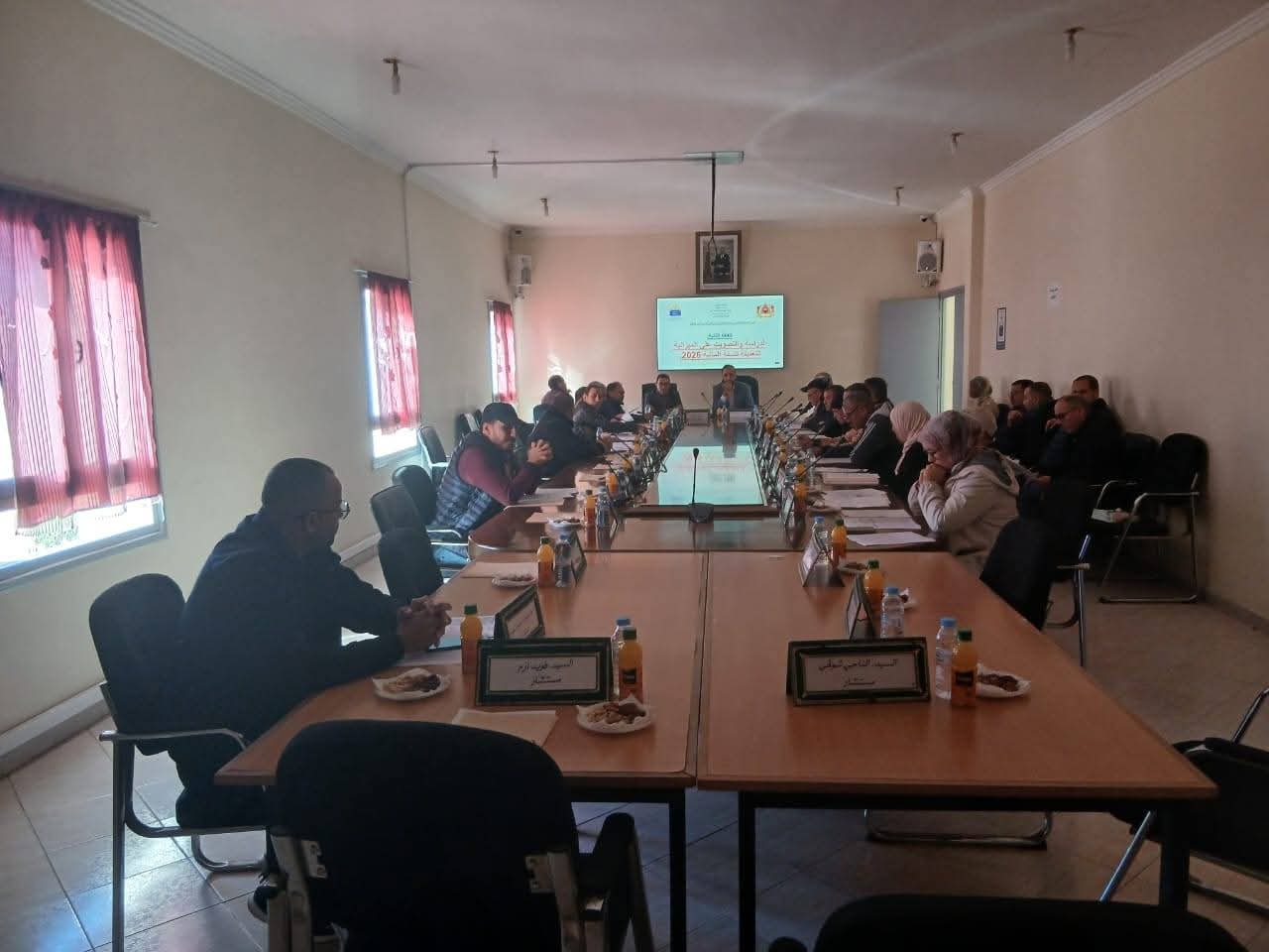 بالإجماع.. مجلس إنشادن يتداول في توصيات المجلس الجهوي للحسابات ويقر قرارات تنظيمية مهمة