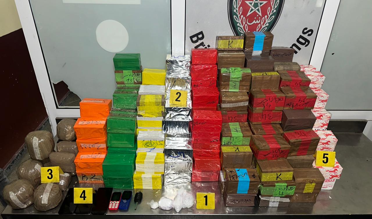 معلومات دقيقة للديستي تقود إلى إحباط عملية تهريب مخدرات نوعية ضواحي أكادير