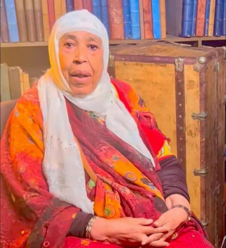 رحيل أيقونة من ذاكرة السينما الأمازيغية… آمنية الهيلالي “إبا ماماس”