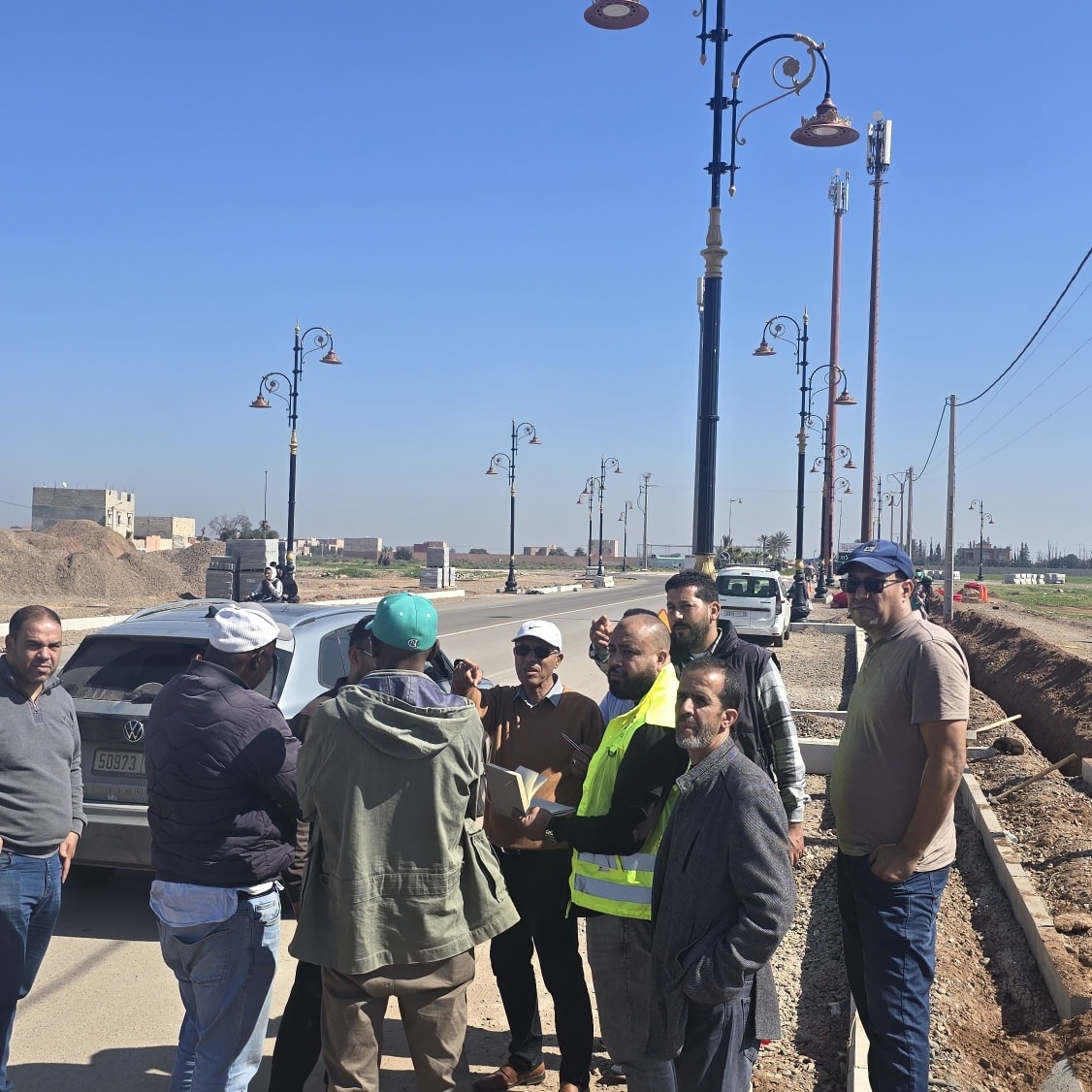بيوكرى: رئيس المجلس الجماعي يقود زيارة ميدانية لتتبع أوراش التأهيل الحضري بشارعي “النصر” و”ماء العينين”
