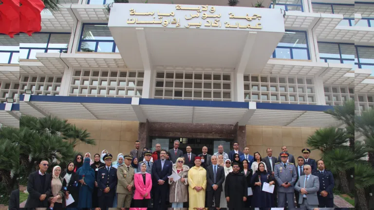 أكادير: الوالي أمزازي يشرف على حفل دعم إدماج السجينات السابقات بمناسبة اليوم العالمي للمرأة