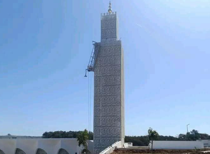 غياب شروط السلامة تتسبب في مصرع عامل سقط من فوق صومعة مسجد قيد البناء