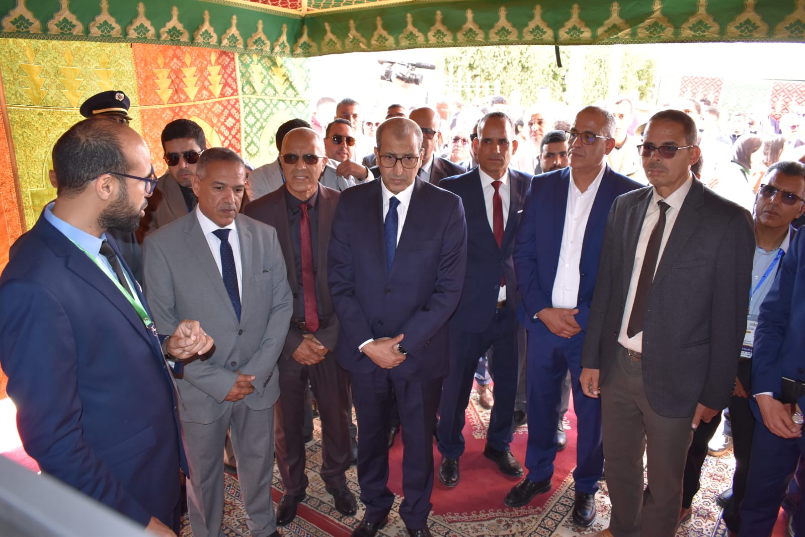 عامل أقليم اشتوكة ايت باها يفتتح فعاليات الملتقى الاقليمي للتوجيه المدرسي والجامعي والمهني.