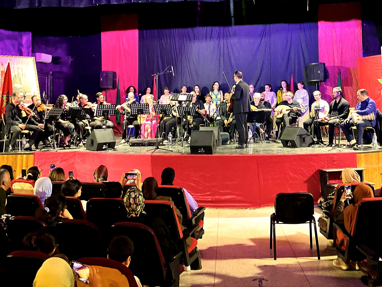 الدشيرة الجهادية على إيقاع التلاقي الثقافي: ليلة موسيقية مغربية فرنسية تبهر الجمهور