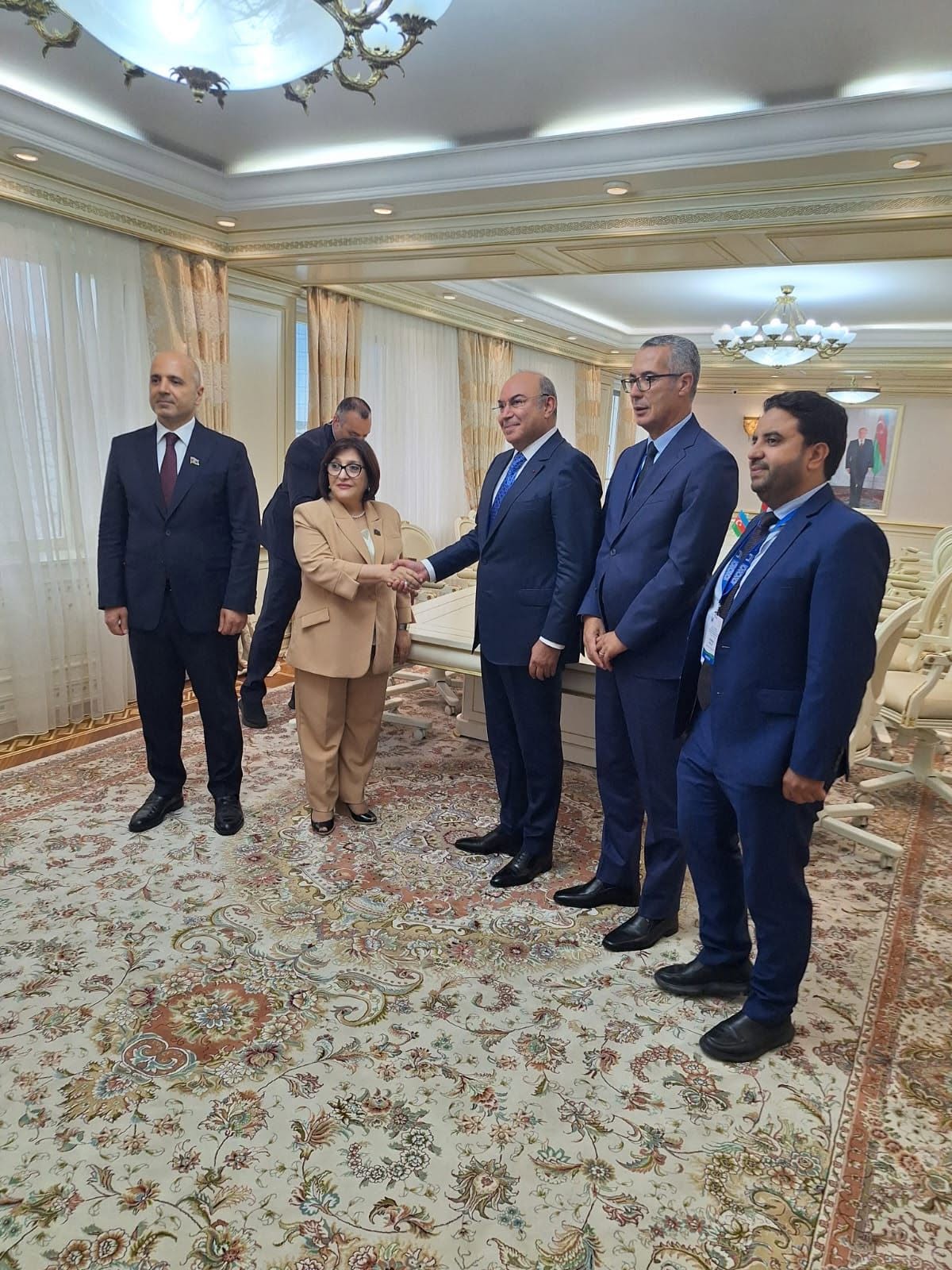 خالد الشناق في واجهة الدبلوماسية البرلمانية المغربية من باكو.. حضور ضمن الوفد المغربي ولقاء مع رئيسة برلمان أذربيجان