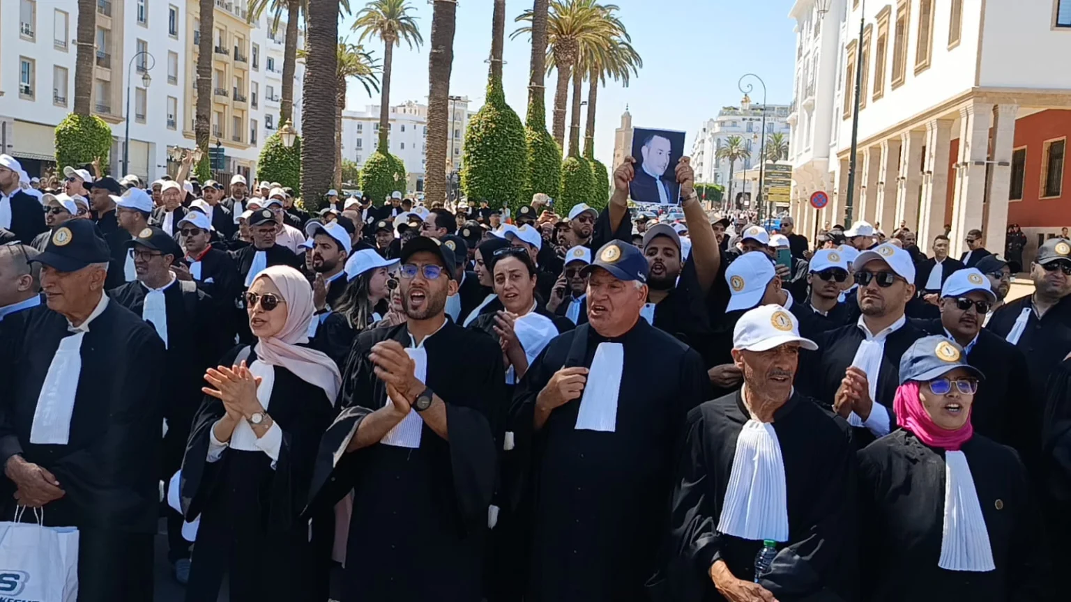 جمعية هيئات المحامين ترفض تسييس خلافها المهني: الملكية رمز الوحدة وفوق كل التدافعات
