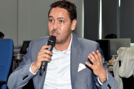 من سن القوانين إلى التنزيل الميداني: المنظومة الصحية والعدالة المجالية في الميزان