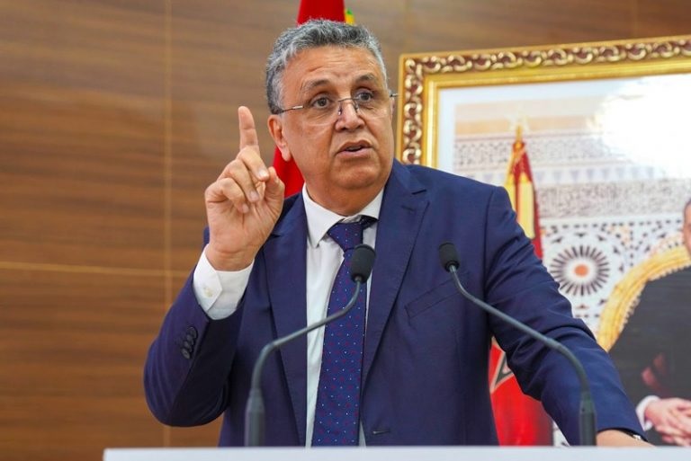 وهبي يشدد الخناق على إفشاء أسرار المحاكم ويذكّر موظفي العدل بواجب التحفظ