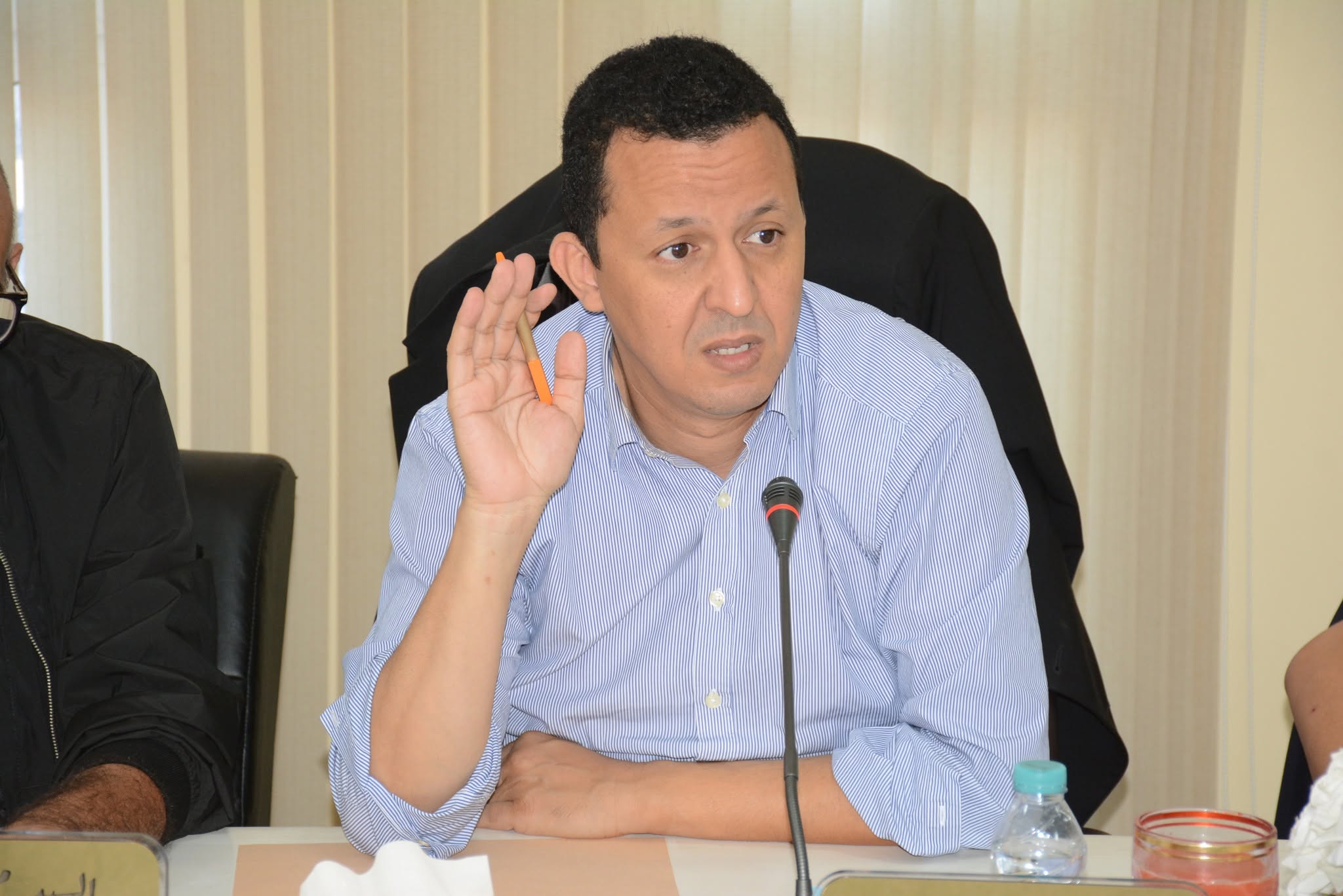 دراسة النظافة بأيت ملول تحت المجهر.. معطيات مثيرة للجدل وغياب الوثائق عن المستشارين