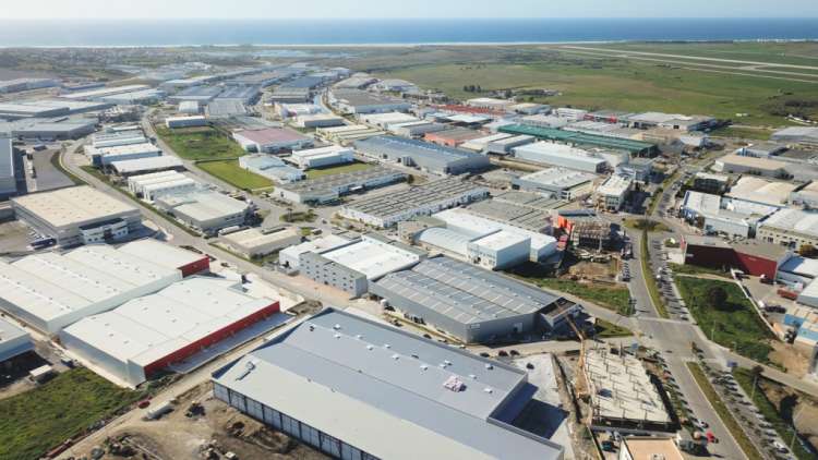 المغرب يطلق منطقة لوجستية جديدة بأكادير لاستقطاب المستثمرين